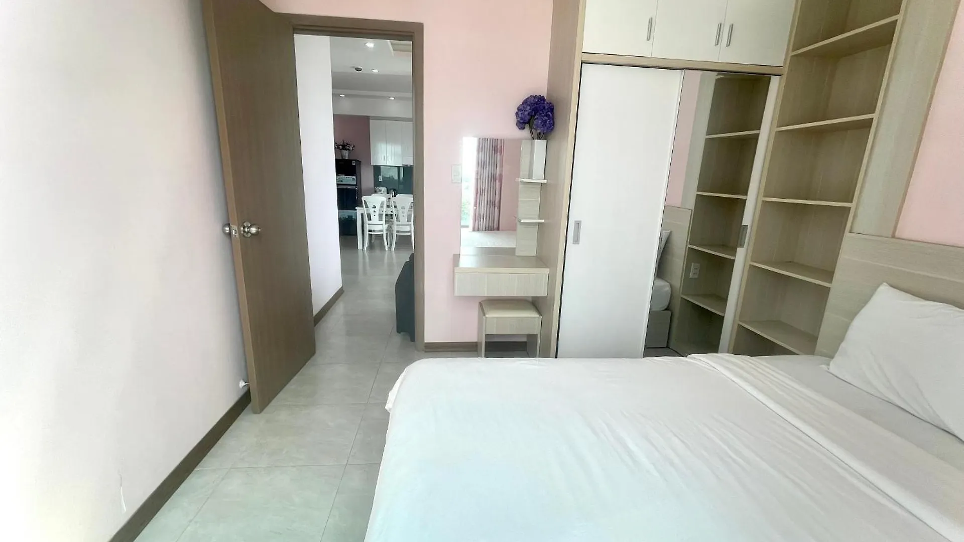 Apartment The Gold Beach Luxury Nha Trang